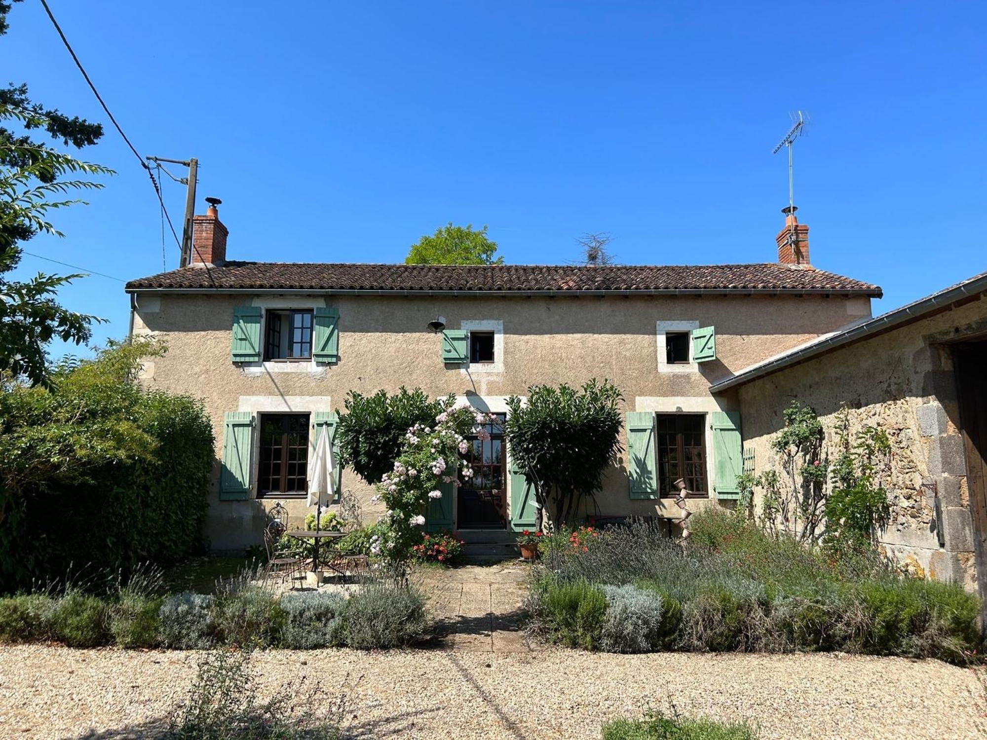 2 Chez Tabuteau Bed & Breakfast Plaisance  Exterior photo